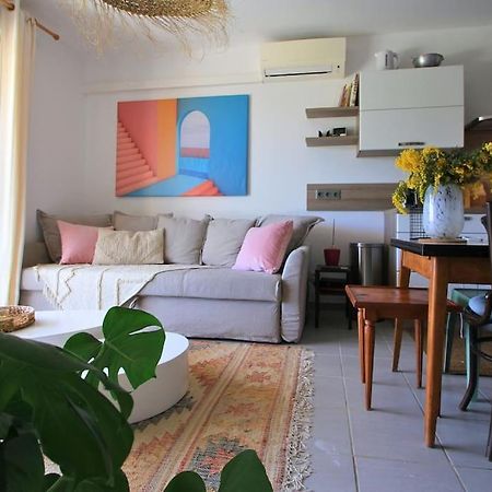 Cosy Appartement Entre Vignes Et Garrigue Avec Piscine Péret Exterior foto